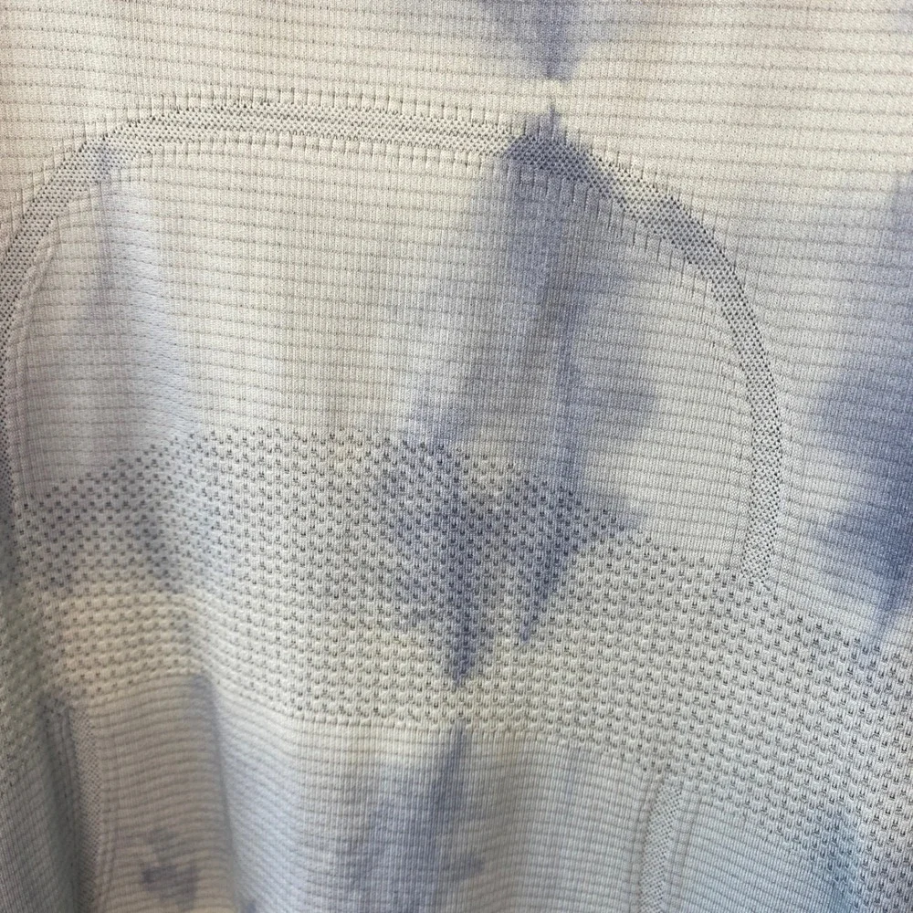 Lululemon Swiftly Tech Racerback Tank Top Blue White Tie Dye ‎ Size 6